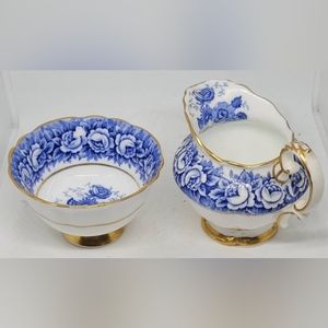 Tea cup saucer set, tea cups, collectibles, antique, bone china, paragon china